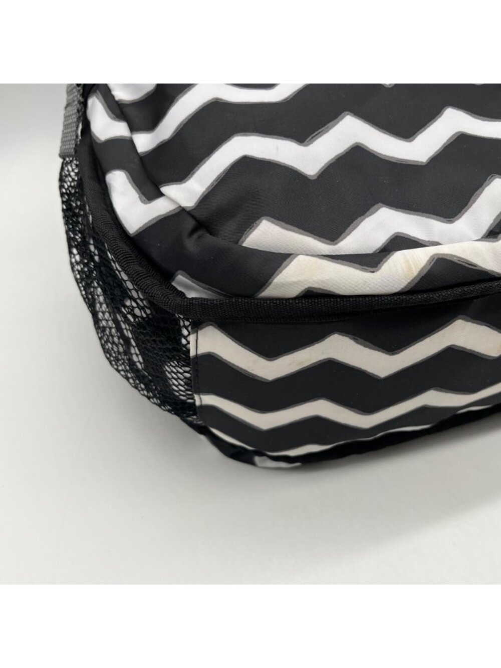Thirty-One Explorista Nylon Black & White Crossbody Bag - Picture 7 of 11